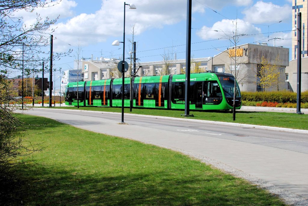 Lunds spårvagn foto av Matsälgen lite skugguppljusad.jpg