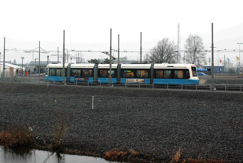 Göteborg Spårvagn Linje 9 till Angered Fotograf Matsälgen © 2015-02-17 DSC_0056 Skärpt mindre strl Ljusad Färg Beskuren.JPG